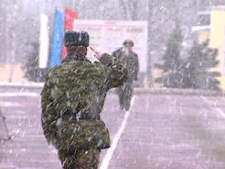 На одногодичный срок службы по призыву переходят с 1 января 2008 года Вооруженные силы (ВС) РФ