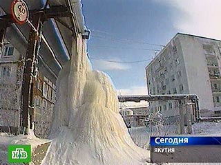 Восстановить подачу тепла, нарушенную 28 декабря из-за аварии, в жилые дома поселка Марха, расположенного в пригороде Якутска, планируется в течение суток