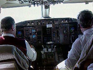 Стресс и усталость среди американских пилотов приводят к тому, что летчики буквально "засыпают в воздухе", сообщается в исследовании американского аэрокосмического агентства NASA
