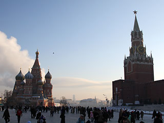 Арктический антициклон постепенно сдает позиции и теряет свое влияние на погоду в Москве и Подмосковье.