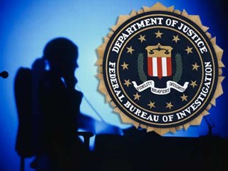 Телефонная компания, обслуживающая ФБР, отключила линии, которые используются для прослушивания разговоров лиц, подозреваемых в причастности к террористической или шпионской деятельности