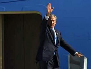 Президент США Джордж Буш прибыл в Кувейт