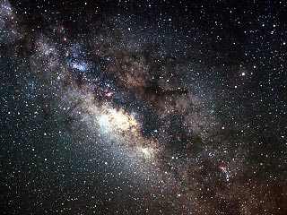 К Млечному Пути приближается огромное водородное облако, и после их столкновения сформируется множество новых звезд, объявили астрономы