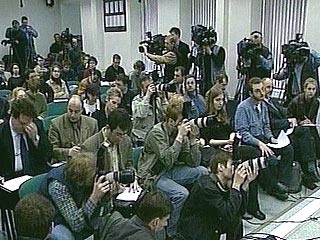 Российские журналисты отмечают профессиональный праздник - День печати
