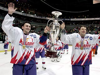 Хоккеисты "Магнитки" завоевали Кубок европейских чемпионов