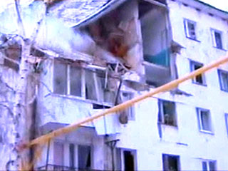 Основная версия взрыва в жилом доме в Новокуйбышевске - ремонтные работы, которые велись в одной из квартир, но не исключается и версия о теракте