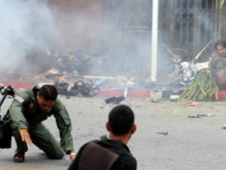 27 человек получили ранения в результате взрыва бомбы в провинции Яла на юге Таиланда