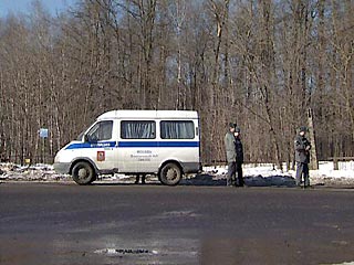 На западе Москвы в колодце заброшенной подстанции по перекачке природного газа ТЭЦ-25 на Рябиновой улице, обнаружены тела трех человек, одно из которых женское