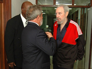 После встречи Лулы да Силвы с Кастро представители бразильской делегации продемонстрировали прессе несколько фотографий, сделанных во время беседы