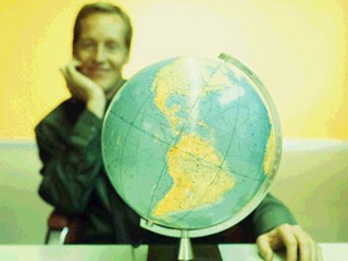 Россия приступает в ближайшие два месяца к созданию аналитического центра западного типа: его главной целью станет альтернативный мониторинг нарушений прав человека в Европе и США