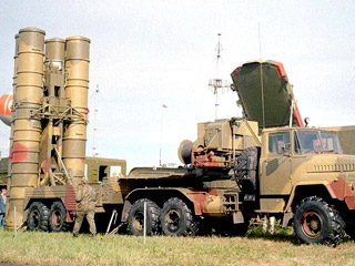 Британское агентство военной информации Jane's распространило информацию о том, что Иран якобы намерен закупить в Белоруссии два мобильных зенитно-ракетных комплекса С-300ПТ (SA-10A "Grumble")