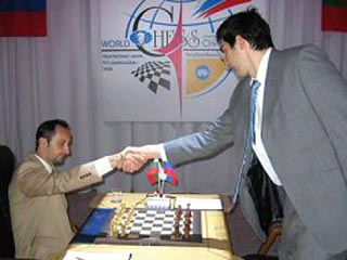 Крамник проиграл Топалову на шахматном турнире в Вейк-ан-Зее
