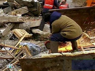 В результате взрыва бытового газа в одном из частных домов в чеченском городе Гудермес пострадали четыре человека