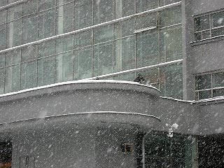 Снегопад пока не сказался на работе московских аэропортов