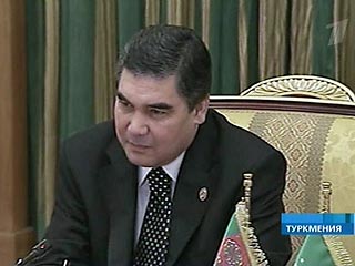 Президент страдающей от непривычной суровой зимы Туркмении Гурбангулы Бердымухамедов объявил выговор метеорологам, которые не дали точного прогноза аномальных холодов