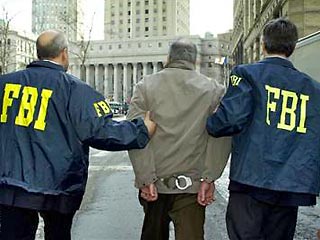 Несколько руководителей и более 60 членов знаменитого мафиозного клана Гамбино арестованы сотрудниками ФБР совместно с их итальянскими коллегами в Нью-Йорке