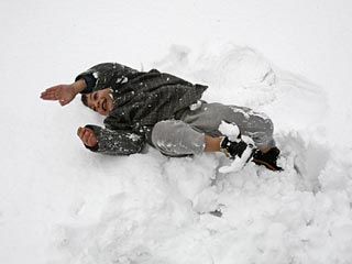 За последние сутки в ряде районов индийского штата Джамму и Кашмир прошли обильные снегопады