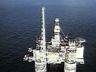 Великобритания эвакуирует людей с двух нефтедобывающих платформ в Северном море из-за угрозы взрыва
