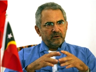 Президент Восточного Тимора Жозе Рамуш Орта получил пулевое ранение в живот в результате вооруженного нападения на его резиденцию в столице страны