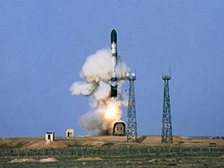 Путин продлил срок эксплуатации ракетного комплекса "Сатана"