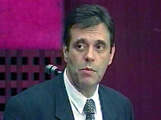 Премьер-министр Сербии Воислав Коштуница во вторник предостерег косовское руководство от объявления в одностороннем порядке независимости края
