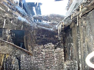Пять человек, в том числе трое детей, погибли в ночь с пятницы на субботу в Якутске в результате пожара в жилом доме