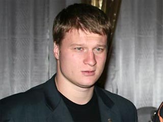 Поветкин отложил отпуск, чтобы поддержать Валуева