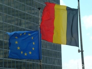 Бельгия ограничилась констатацией факта объявления независимости Косова и, судя по всему, признает ее после заседания Совета министров иностранных дел Евросоюза, которое состоится в Брюсселе в понедельник