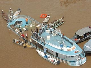 В Бразилии затонул паром, перевозивший по Амазонке 110 пассажиров
