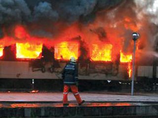 В Болгарии сгорели два вагона скорого поезда: трое погибших