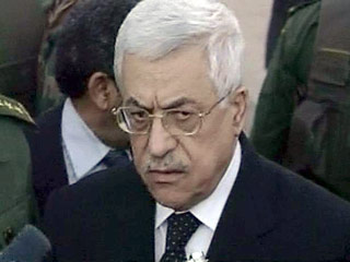Председатель Палестинской национальной администрации (ПНА) Махмуд Аббас отдал распоряжение переговорщикам прекратить все контакты с Израилем вплоть до полной остановки вооруженной операции израильских войск в секторе Газа