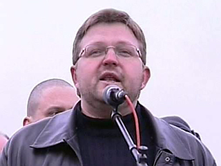 По данным "Эха Москвы", без особого повода задержан лидер СПС Никита Белых