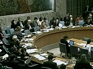Совет Безопасности ООН большинством голосов одобрил резолюцию, ужесточающую санкции в отношении Ирана. Как передает ИТАР-ТАСС, за документ проголосовали 14 делегаций. Представитель Индонезии при голосовании воздержался