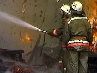 Во время пожара в здании средней школы номер 46 города Иркутска спасатели эвакуировали 90 человек, в том числе 80 учащихся