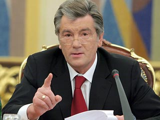 Президент Украины Виктор Ющенко потребовал "немедленного продолжения газовых переговоров с Россией"