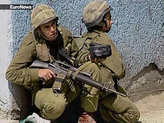 Израильская армия прекратила наступление на палестинской территории, однако явно намерена вернуться в сектор Газа