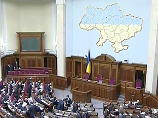 На Украине официально признали парламентский кризис.