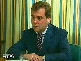 Дмитрий Медведев в своей диссертации развивал идеи основоположников марксизма-ленинизма и съездов КПСС