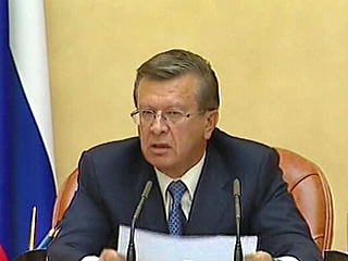Премьер Виктор Зубков подверг резкой критике РАО ЕЭС России и других монополистов