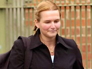 Жительница Австралии Корнелия Рау получит 2,6 млн долларов за незаконное задержание