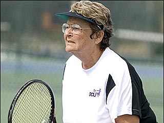 В Америке в теннисные академии принимают учениц на седьмом десятке 