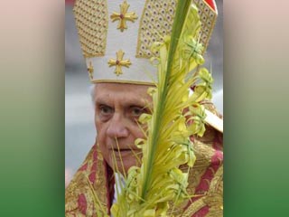 В Вербное воскресенье Папа призвал покончить с насилием в Ираке