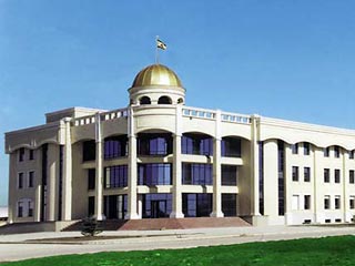 Депутаты Народного Собрания Ингушетии сегодня заявили. что считают необходимым запретить трансляцию российского телеканала РЕН ТВ на территории республики