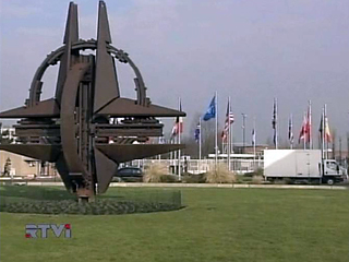 Албания, Македония и Хорватия могут получить приглашение в НАТО через две недели