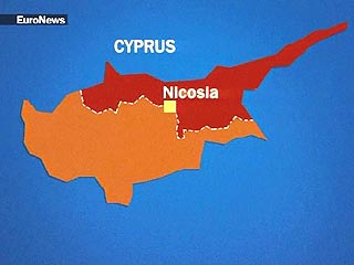 Лидеры греческой и турецкой общин Кипра договорились возобновить переговоры по мирному урегулированию на острове