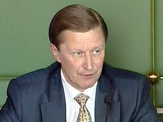 Первый вице-премьер Сергей Иванов спокойно относится к предстоящей отставке, в которую ему, по закону, предстоит уйти вместе с другими членами кабинета после инаугурации нового президента Дмитрия Медведева
