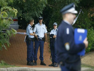 В Австралии полиция задержала подростка, подозреваемого в убийстве отца и покушении на убийство матери