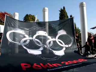 Европейский союз не исключает возможности бойкота Олимпиады-2008