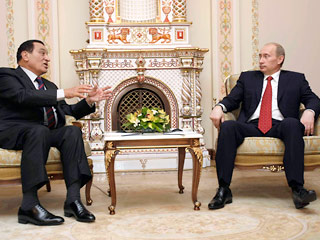 Президент РФ Владимир Путин считает, что у избранного президента РФ будет свой собственный стиль руководства страной. Таким образом Путин откликнулся на замечание президента Египта Хосни Мубарака