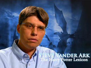 Роулинг и компания Warner Bros. судятся с RDR Books из-за 400-страничного сборника Harry Potter Lexicon, написанного создателем фан-сайта Поттера Стивом Вандер Арком